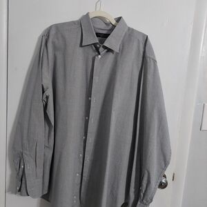 Men's Stylish Gray Patterned Button-Down Shirt